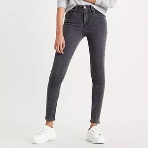Levi's 721 high rise skinny jeans in washed black / True Grit